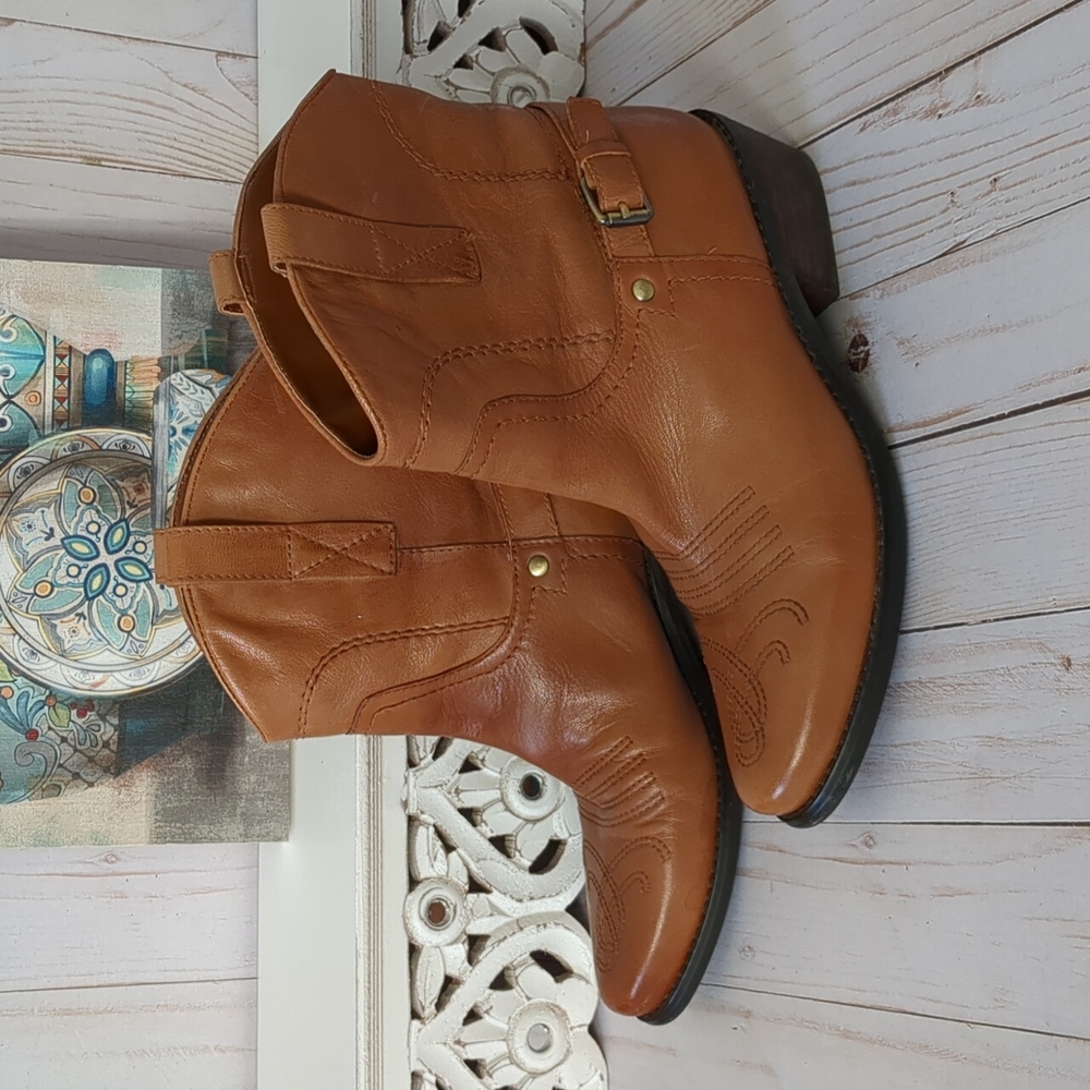 Franco Sarto Waco Ankle Bootie